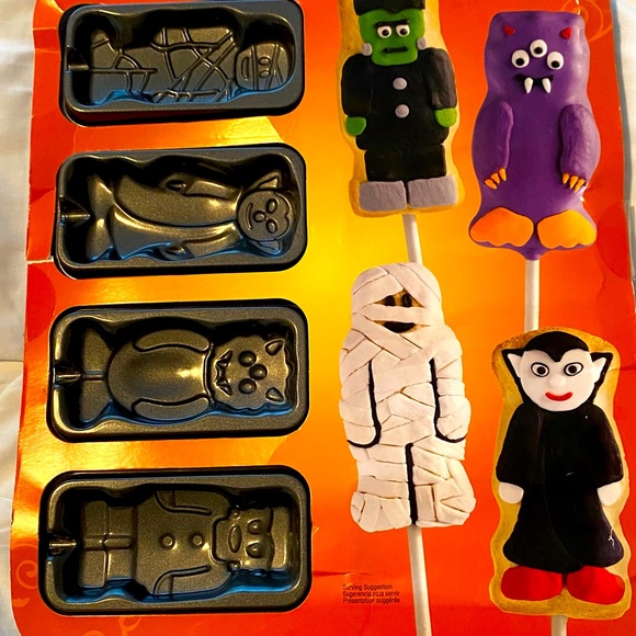 NIP WILTON MONSTER POPS COOKIE PAN COMPLETE WITH RECIPE AND DECORATING TIPS